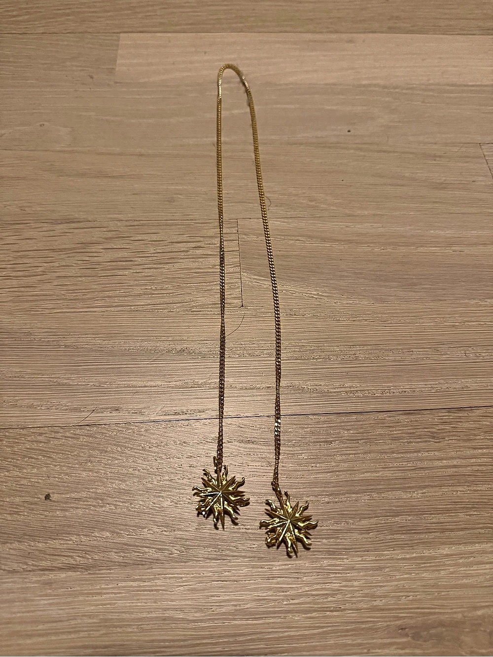 Laura Cantu Jewelry Sunburst Link Chain Gold-Tone Necklace